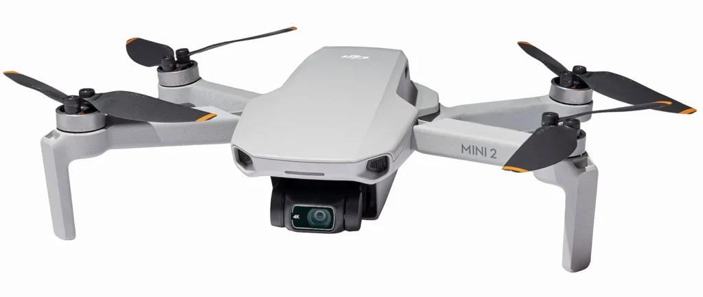 DJI Mini 2 con i bracci aperti
